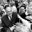 Helmut Kohl w trakcie pierwszej po zjednoczeniu Niemiec kampanii wyborczej otoczony przez swoich wsc