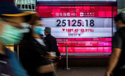 Koronawirus wywoła globalną recesję? Panika na rynkach