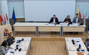 Radni Bemowa poparli projekt uchwały prohibicyjnej jednogłośnie