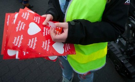 Darowiznę na WOŚP lepiej przelać na konto
