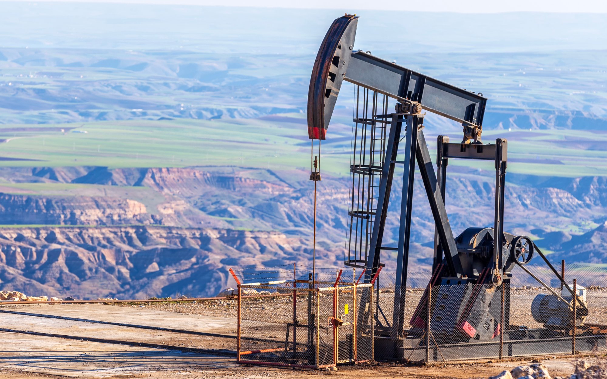 Ropa drożeje, bo Cieśnina Ormuz przez cały czas jest blokowana