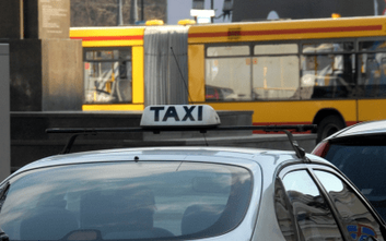 W stolicy utrzymuje się problem złego stanu technicznego pojazdów taxi