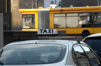 W stolicy utrzymuje się problem złego stanu technicznego pojazdów taxi