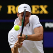 Wimbledon. Hubert Hurkacz przegrał z Novakiem Djokoviciem