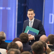 Sondaż: Czy następcą Kaczyńskiego powinien być Morawiecki