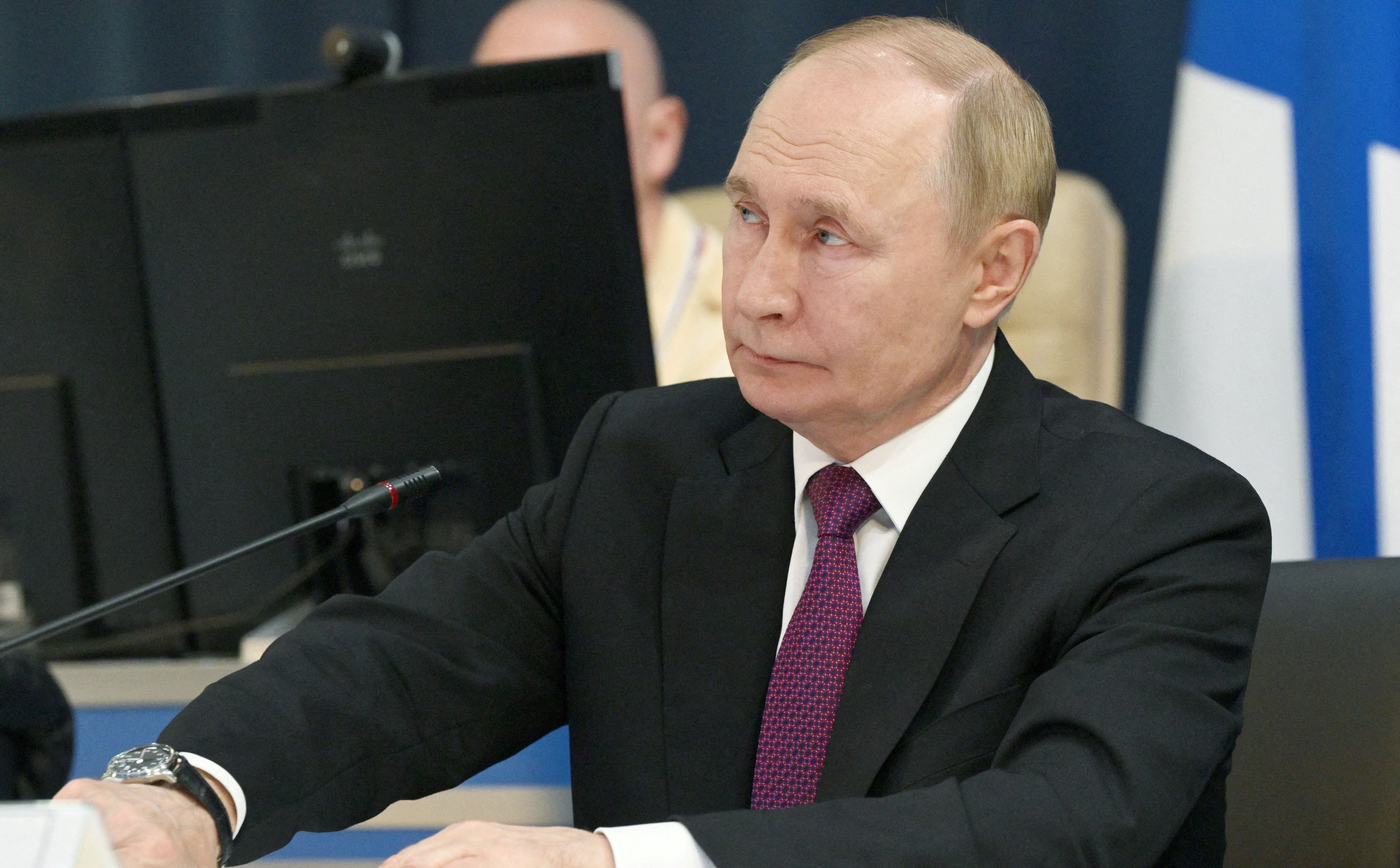 German press on Donald Trump's actions: Is the show of force against Russia well thought   out?