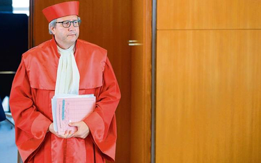 5 maja Andreas Voßkuhle, prezes niemieckiego trybunału, ogłosił wyrok, który budzi emocje w UE