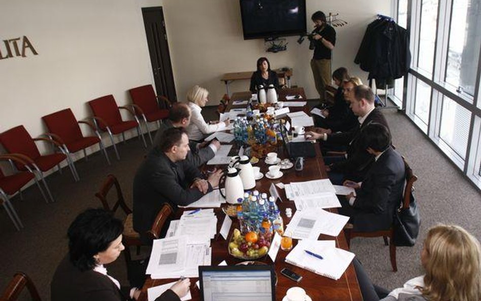 Kontrakt w ramach firmy nie jest zyskiem z działalności