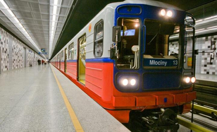 Maszynista z metra nie powiadomił pracodawcy o sądowym zakazie. Sprawa wyszła na jaw przez przypadek