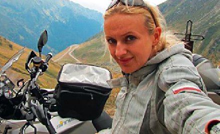 samotnie dojechała na motorze do Syrii i Jordanii, autorka książki „Kobieta na motocyklu”
