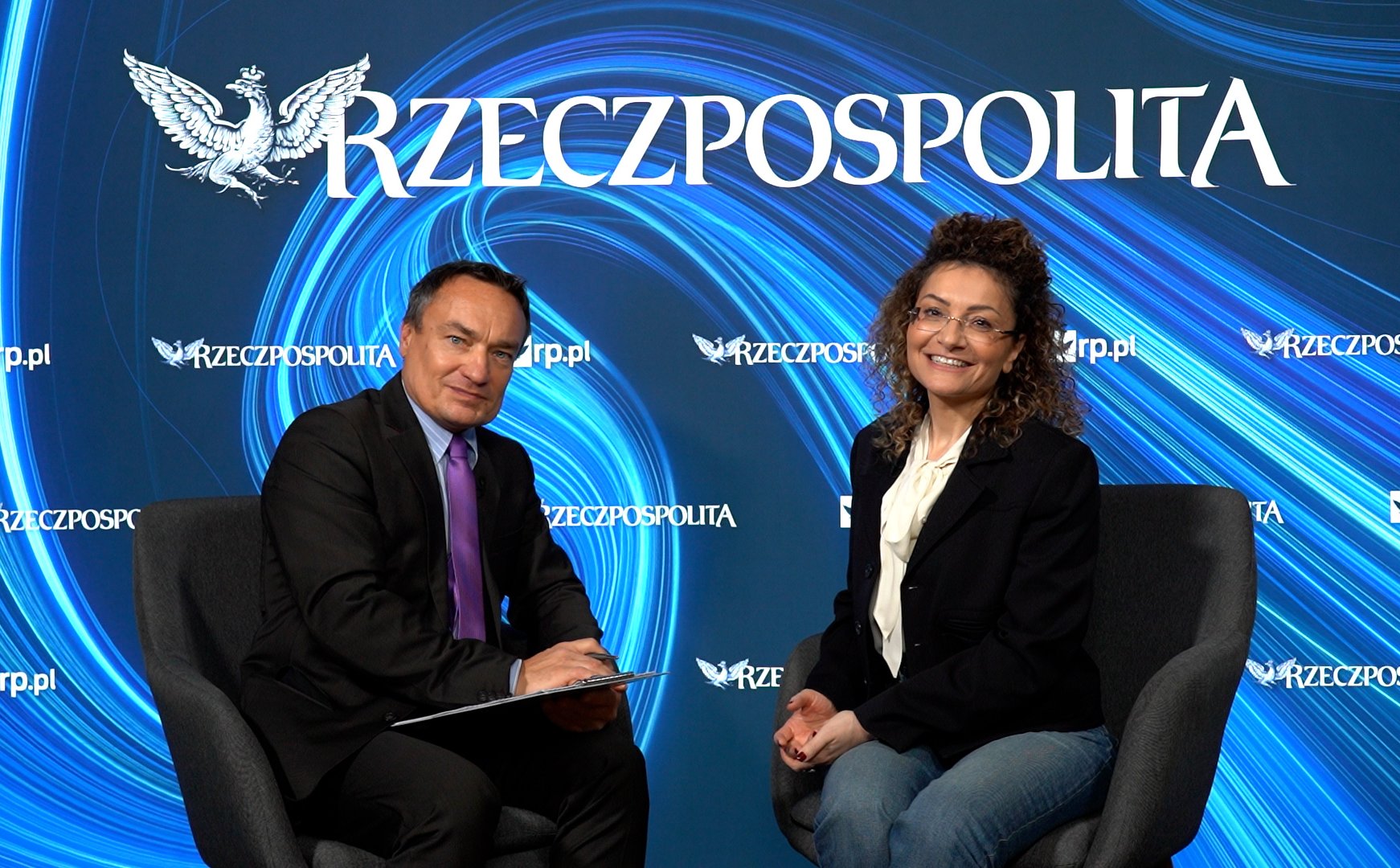 AI będzie wspierać, a nie zastępować nauczycieli – technologia wzmacnia rolę pedagoga