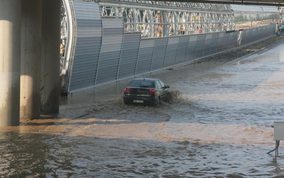 Złe prawo doprowadziło do zalewania miast