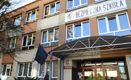 Nauczyciele ze szkół podstawowych czekają na decyzję o zamknięciu placówek