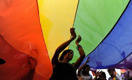 Gej pokonał lesbijkę w walce o dzieci