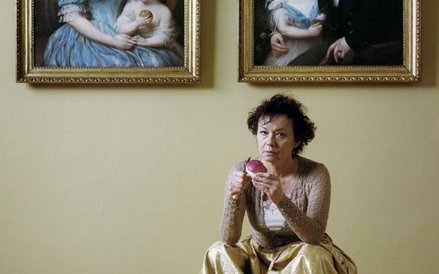 Joanna Szczepkowska „Księżyc nad nami w półpełni”