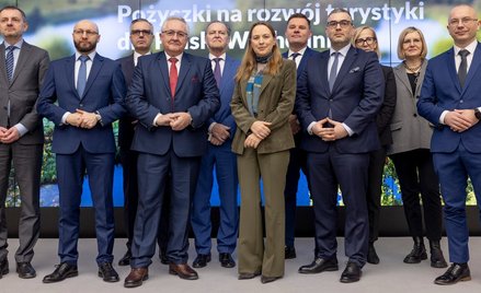 W podpisaniu umów wzięła Katarzyna Pełczyńska-Nałęcz, minister funduszy i polityki regionalnej