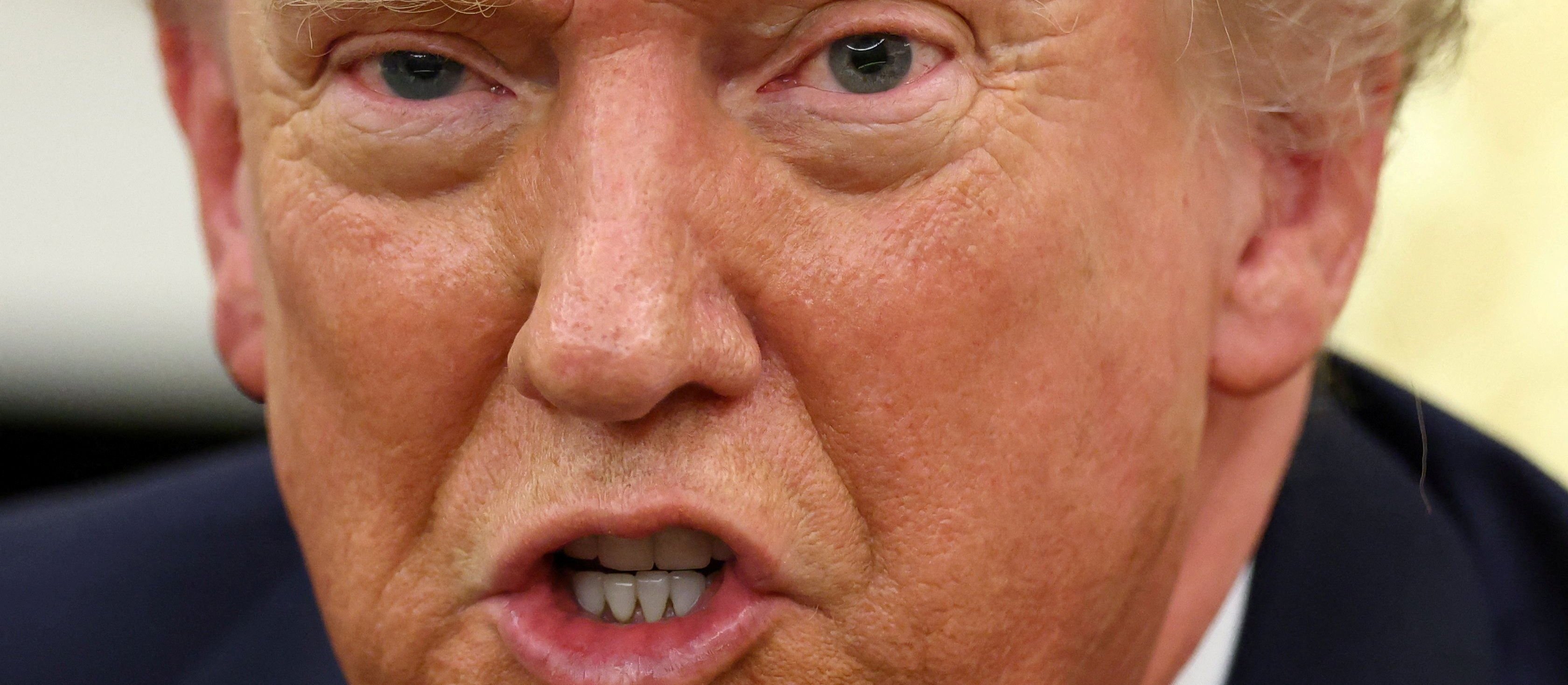 Donald Trump znów uderza cłami. Ukarał Koreę Południową