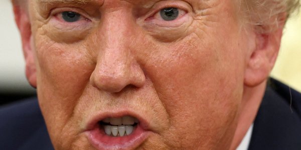 Donald Trump znów uderza cłami. Ukarał Koreę Południową