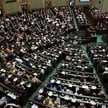 Posłowie na sali plenarnej Sejmu