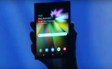 Samsung pokazał prototyp smartfona z rozkładanym ekranem