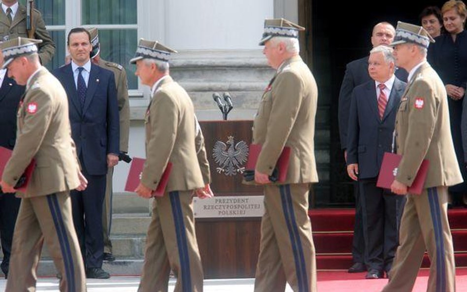 Wojskowy straci emeryturę, gdy nie odpowiada na urzędowe pisma