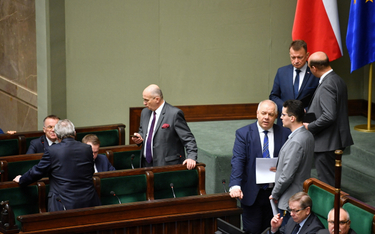 Ustawa sankcyjna: Sejm odrzucił poprawki Senatu. LPG z Rosji dalej w Polsce
