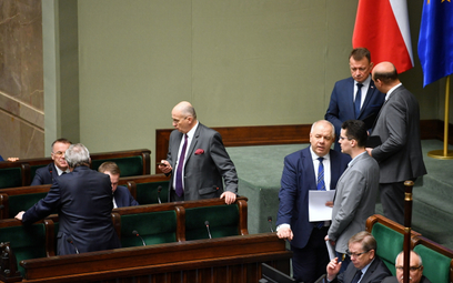 Ustawa sankcyjna: Sejm odrzucił poprawki Senatu. LPG z Rosji dalej w Polsce