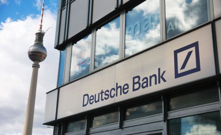 Deutsche Bank zarabia coraz lepiej, ale i tak zwalnia pracowników