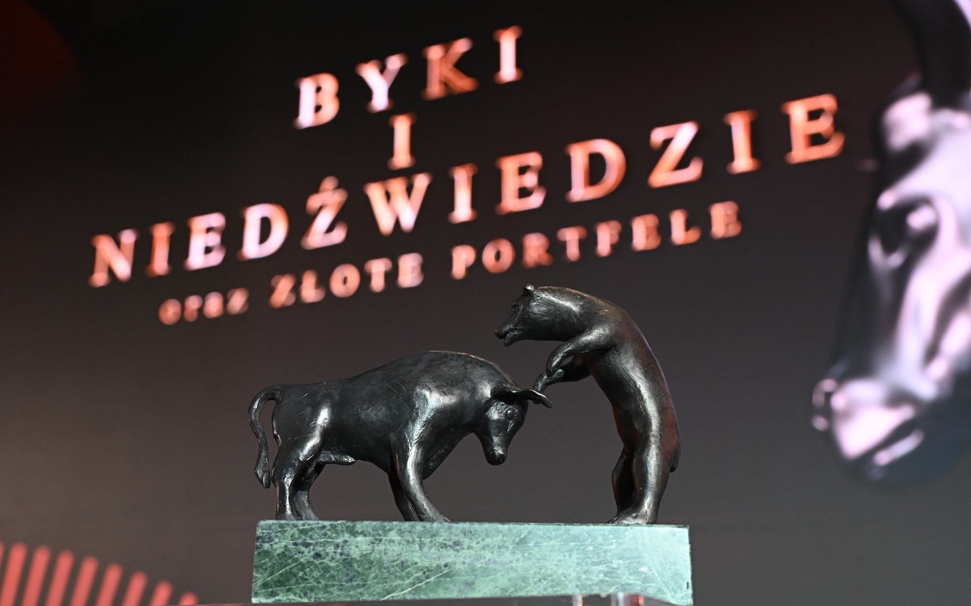 „Parkiet” rozdaje nagrody „Byki i Niedźwiedzie” i zaprasza na Forum Rynku Finansowego
