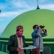 Surabaja w Indonezji (w tym kraju mieszka 230 mln muzułmanów). Ramadan zaczyna się, gdy księżyc wcho