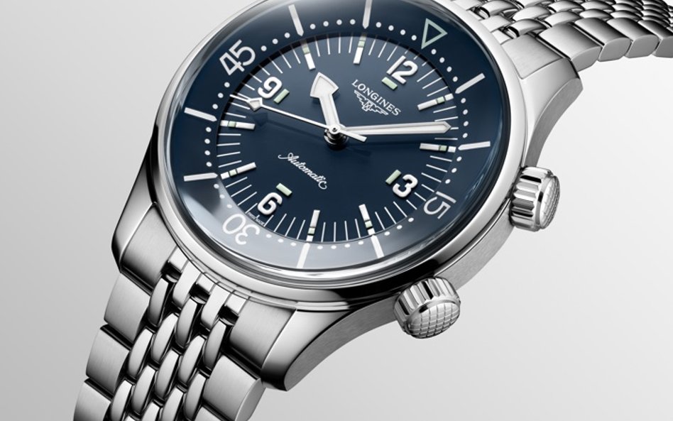 Longines Legend Diver 39 mm w wersji ze stalową bransoletą „Beads of Rice”.