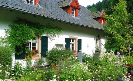 Polacy chcą wypoczywać w domkach na uboczu