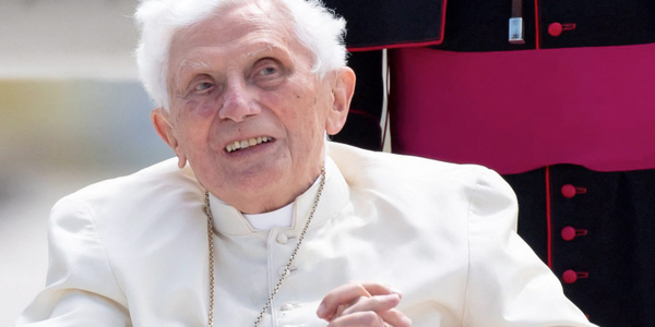 Benedykt XVI „bardzo chory”. Papież-emeryt od dawna nie udzielał się publicznie