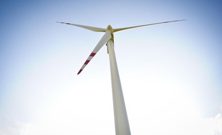Zielona energia - PGE jest przeciw. CEZ i BOŚ – za