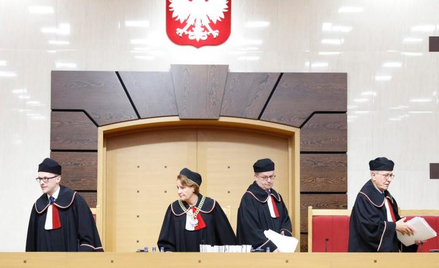 Eskalacja konfliktu o TK nikomu się nie opłaca
