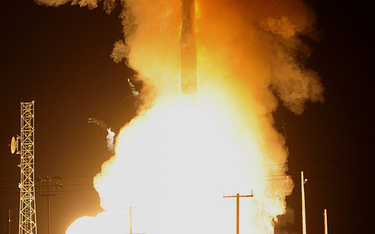 Start nieuzbrojonego amerykańskiego międzykontynentalnego rakietowego pocisku balistycznego pocisku 