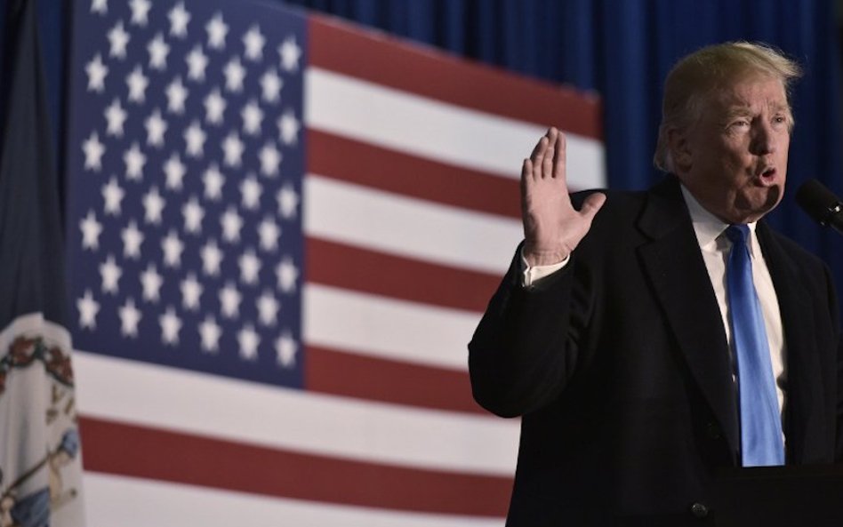 W sierpniu Donald Trump nazwał Baracka Obamę twórcą Państwa Islamskiego. - ISIS dziękuje prezydentow