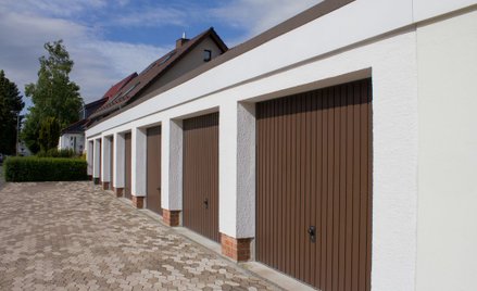 By wynajmować 16 garaży nie zawsze trzeba zakładać firmę