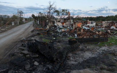 Zniszczona wieś w obwodzie charkowskim