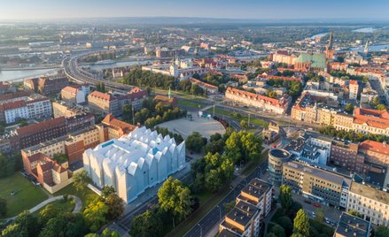 Szczeciński ratusz zapowiada, że ograniczenie ruchu na ulicach strefy poprawi bezpieczeństwo rowerzy