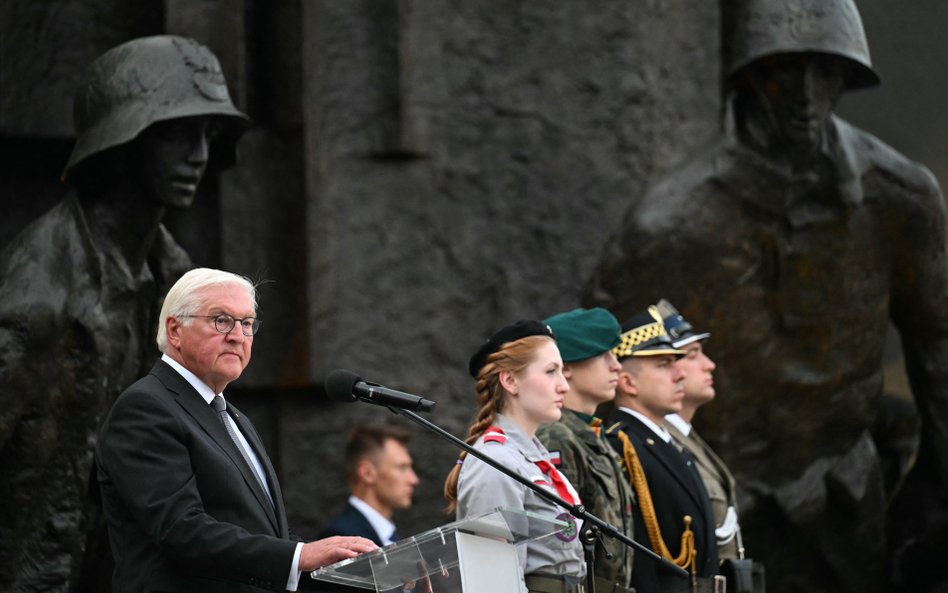 Obchody 80. rocznicy wybuchu Powstania Warszawskiego. Prezydent Niemiec Frank-Walter Steinmeier prze