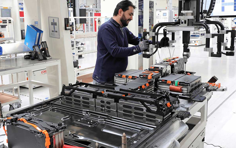 Volkswagen zainwestuje kolejne 10 mld euro w elektromobilność