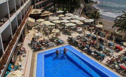 Coraz większe podwyżki w biurach podróży. Trzy popularne kierunki z nowymi rekordami cen