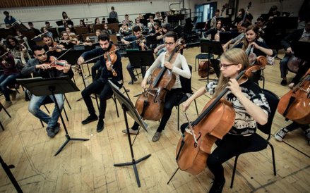 I, Culture Orchestra podczas tournee w 2014 roku