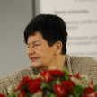 Artykuł o Danucie Wałęsie opatrzony zdjęciem Joanny Senyszyn