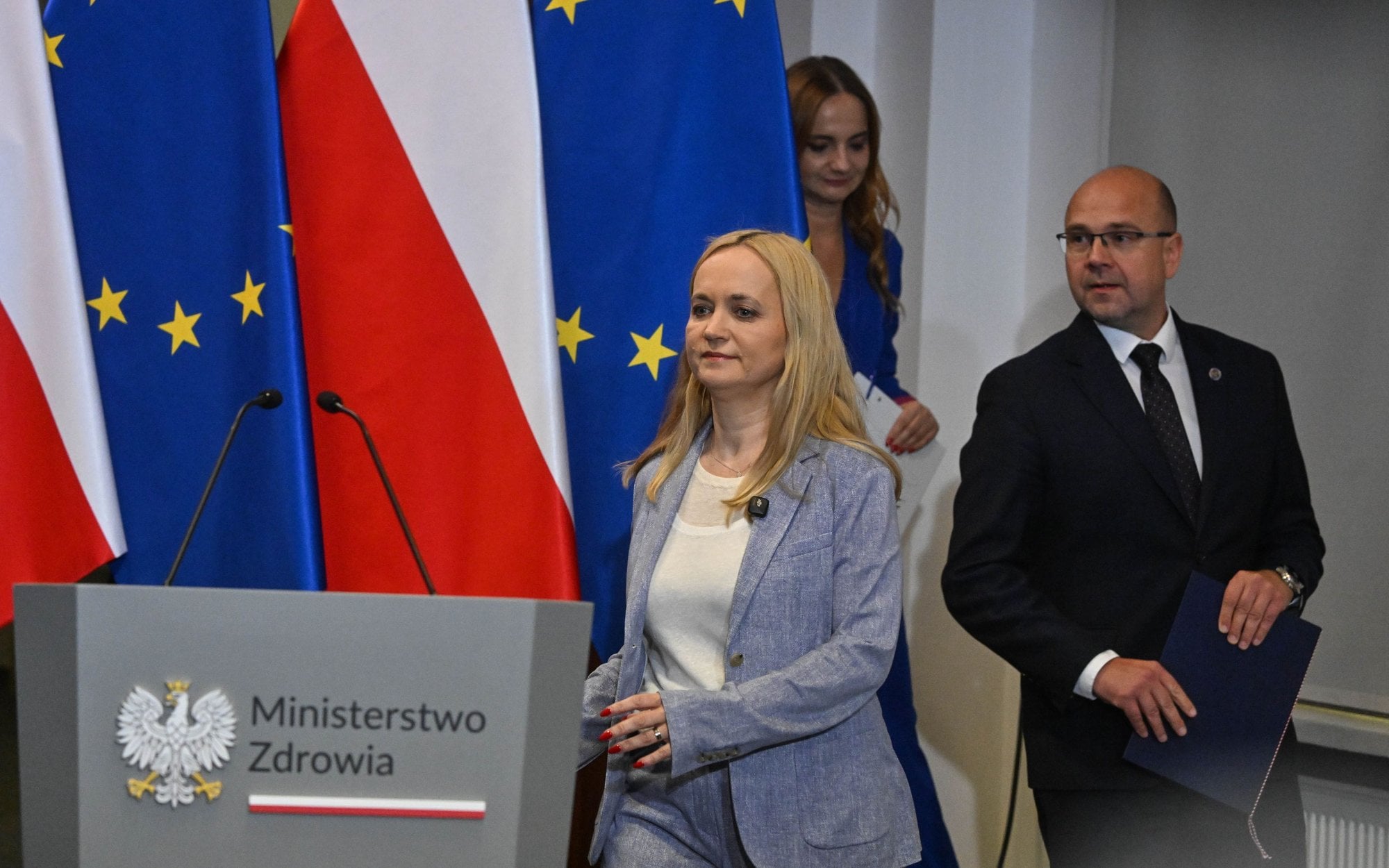 Hubert Salik: Cudowny dotyk doktora Dawida Kacprzyka leczy ochronę zdrowia