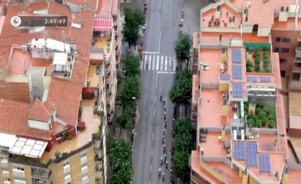 Helikopter transmitujący wyścig Vuelta a Espana odkrył plantację konopi