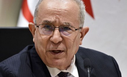 Algieria zrywa stosunki dyplomatyczne z Marokiem