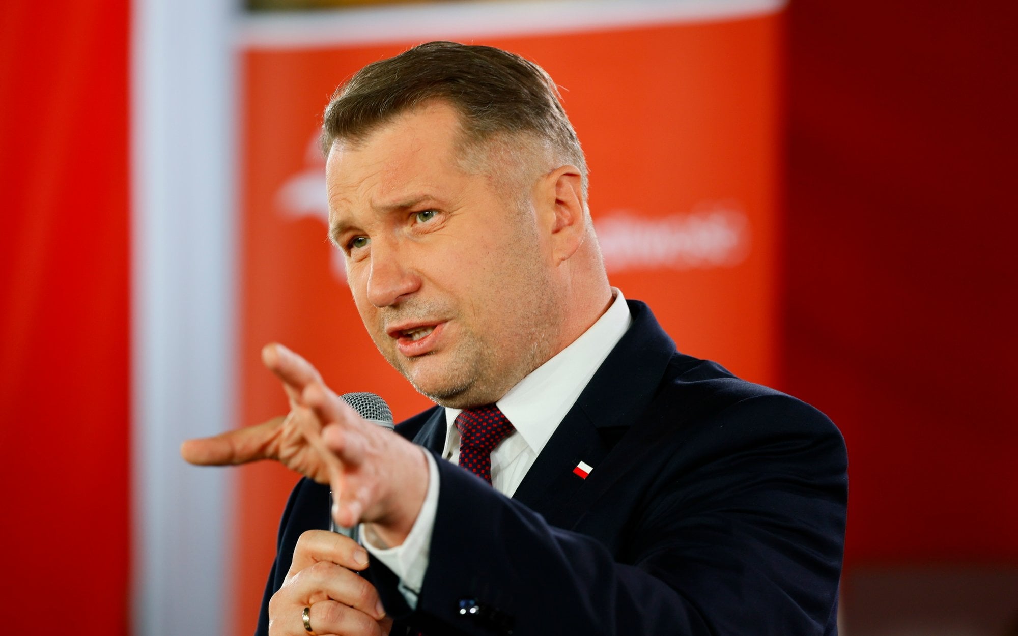 Sondaż: Czarnek ma powody do niepokoju. Polacy ocenili go jako kandydata na premiera