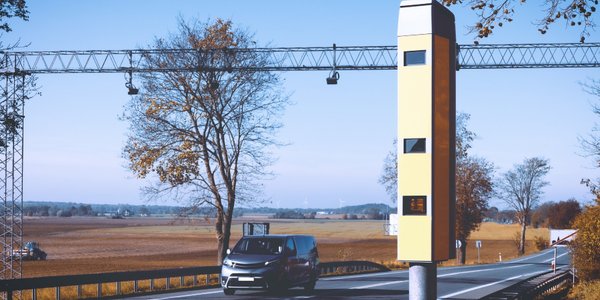 New speed camera rules in Poland: car owners face fines up to 7,500 zł